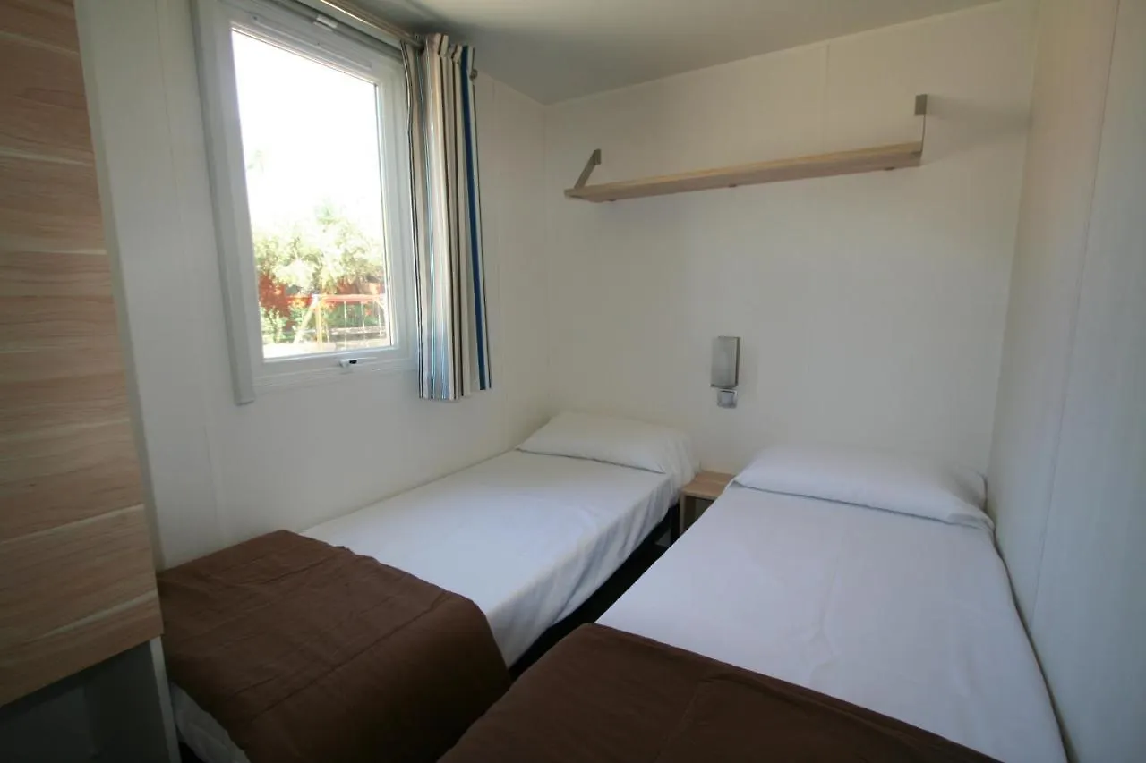 Camping Joan Bungalow Park Cambrils 3*,